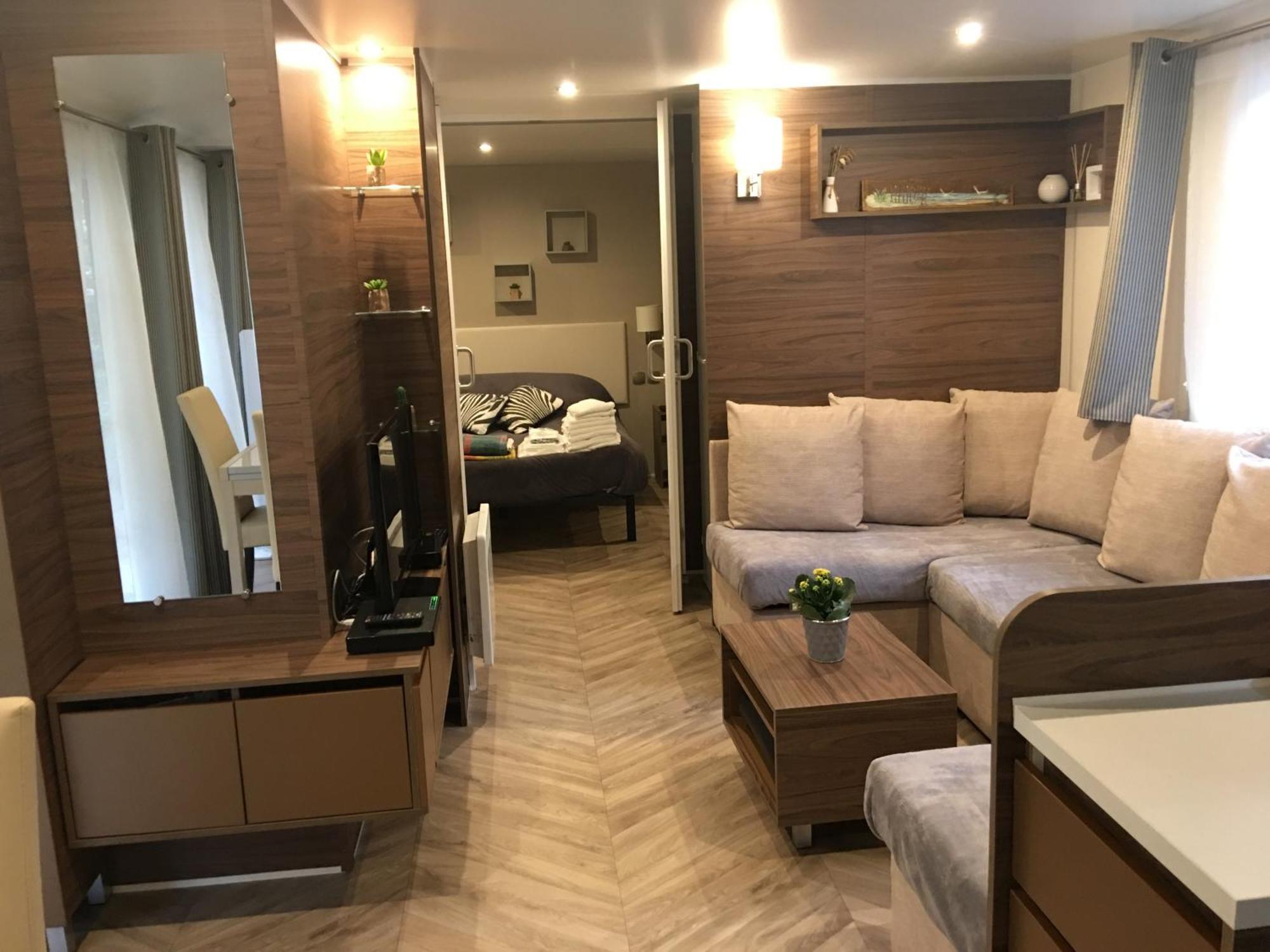 Mobilhome Familial 6 A 7 P 3 Chambres 42 M2 Saint Brevin Les Pierres Couchees Exterior photo
