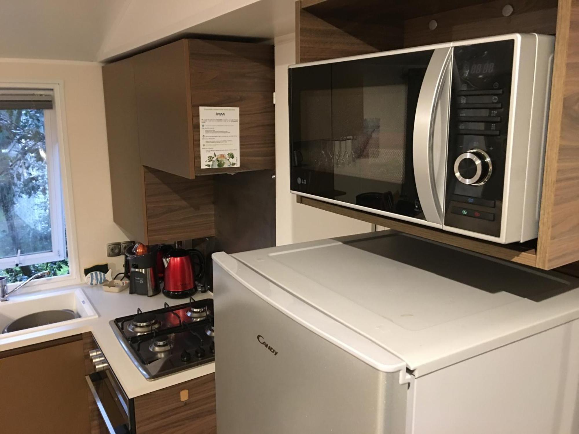 Mobilhome Familial 6 A 7 P 3 Chambres 42 M2 Saint Brevin Les Pierres Couchees Exterior photo